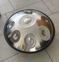 Handpan Ugur / D Celtic minor (8+1)