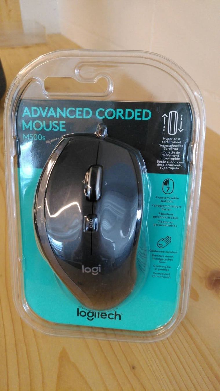 Logitech Souris: Logitech Maus – Neuf avec emballage d'origine à Zürich par sar_7qmm