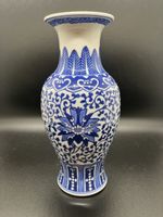 Einzigartig Chinesische Vase mit Blauen Motive