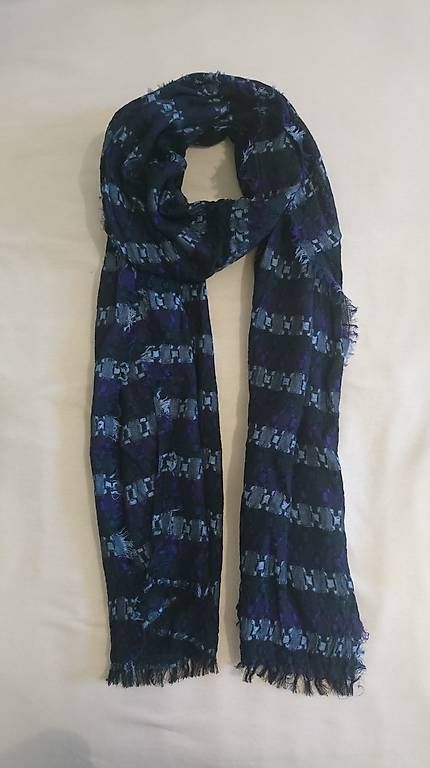 Foulard & Sciarpe: Diverses écharpes colorées – Usato da Châtelaine venduto da Gio54321