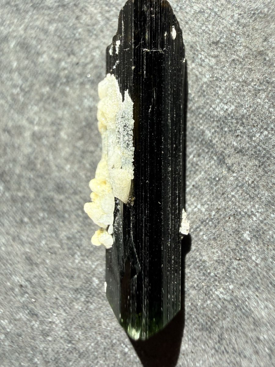 Mineralien & Heilsteine: Turmalin Kristall 15ct – Neu (gemäss Beschreibung) aus Oberhof von RealStone 3
