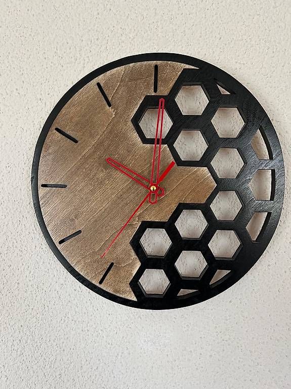 Uhren: Uhr – Gebraucht aus Villigen von ire_rm9j
