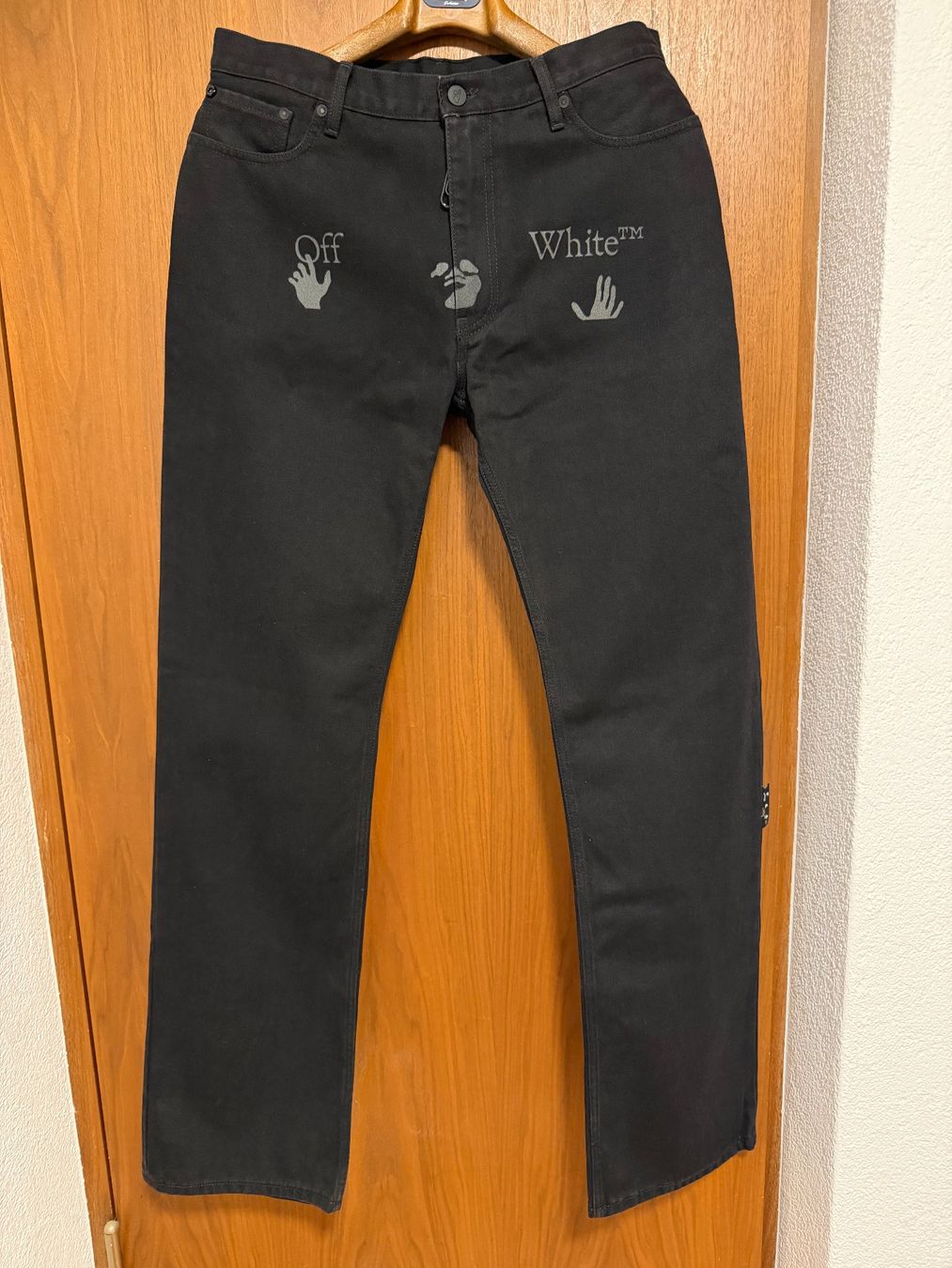 Off-White Jeans: Off-White Face Jeans – Nuovo (secondo la descrizione) da Kloten venduto da Sadushk
