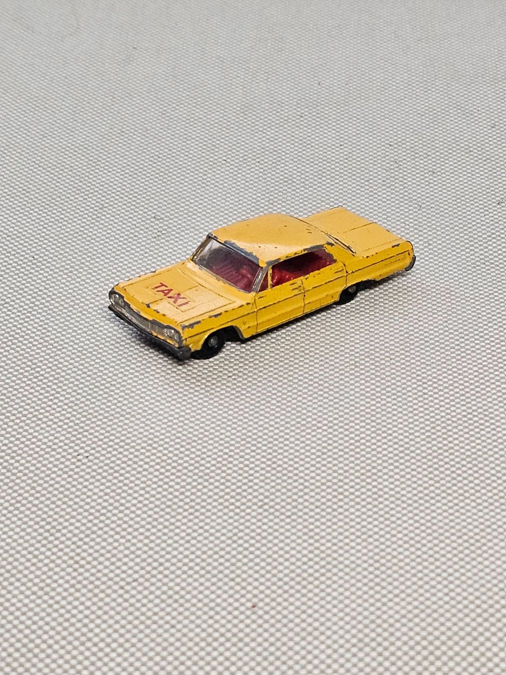 Lesney Modellautos: Lesney Chevrolet Impala Taxi – Gebraucht aus Starrkirch-Wil von easygo13