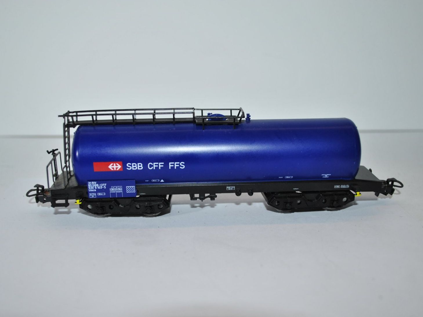 Märklin Modelleisenbahnen: Märklin Zementwagen SBB (ETA173) – Gebraucht aus Aarwangen von Bahnsupport