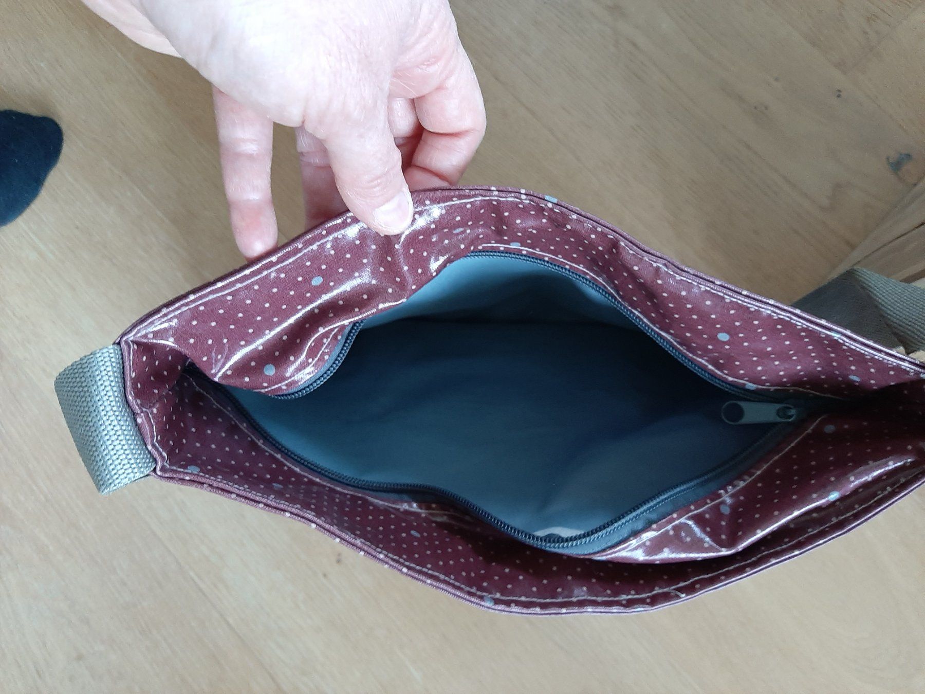 Borse da donna: Umhängtasche handmade – Usato da Benken SG venduto da Schnurzli1 1