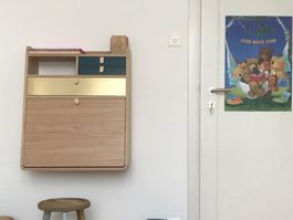 Sekretär zur Wandmontur, ideal für kleines Kinderzimmer