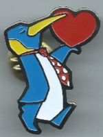 Pinguin mit Herz, Pin