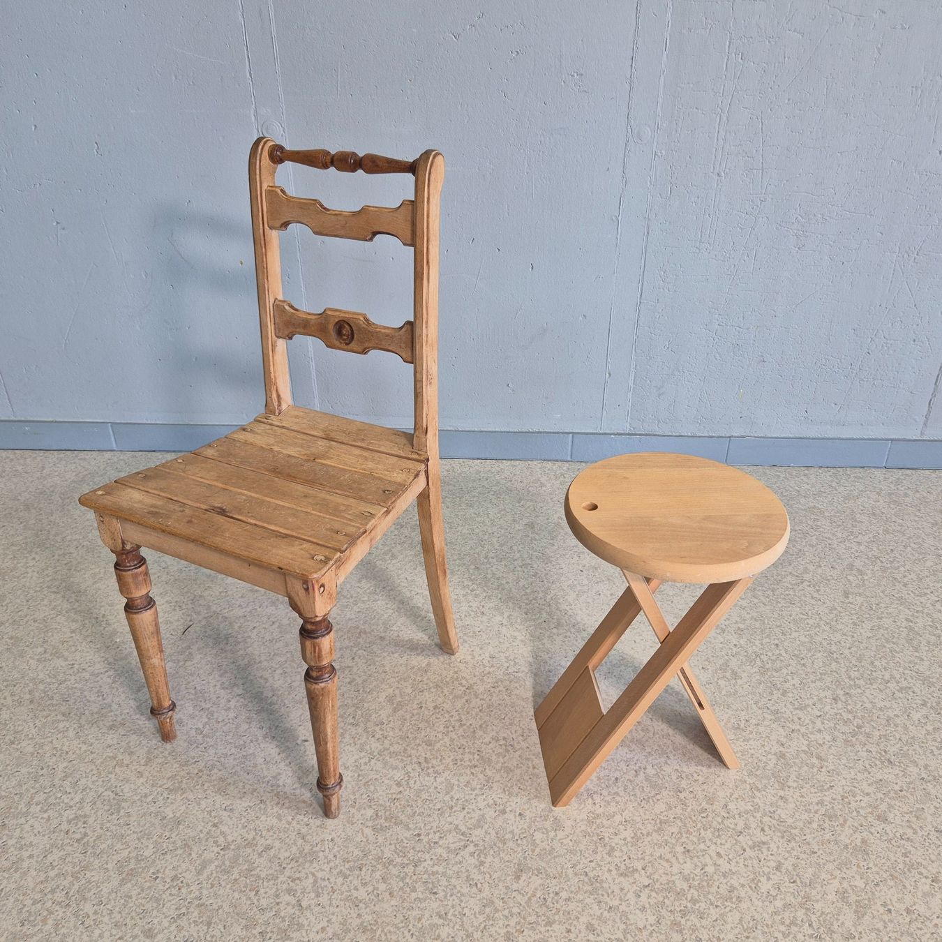 Sgabelli: 1 Stk. SUZY Style Hocker Höcker Stool Falthocker Klapphocker – Usato da Nottwil venduto da Wondewa-Shop 2