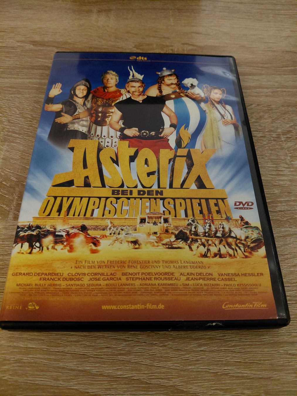 Tutti i DVDs: ASTERIX BEI DEN OLYMPISCHEN SPIELEN, DVD – Usato da Embrach venduto da avesi