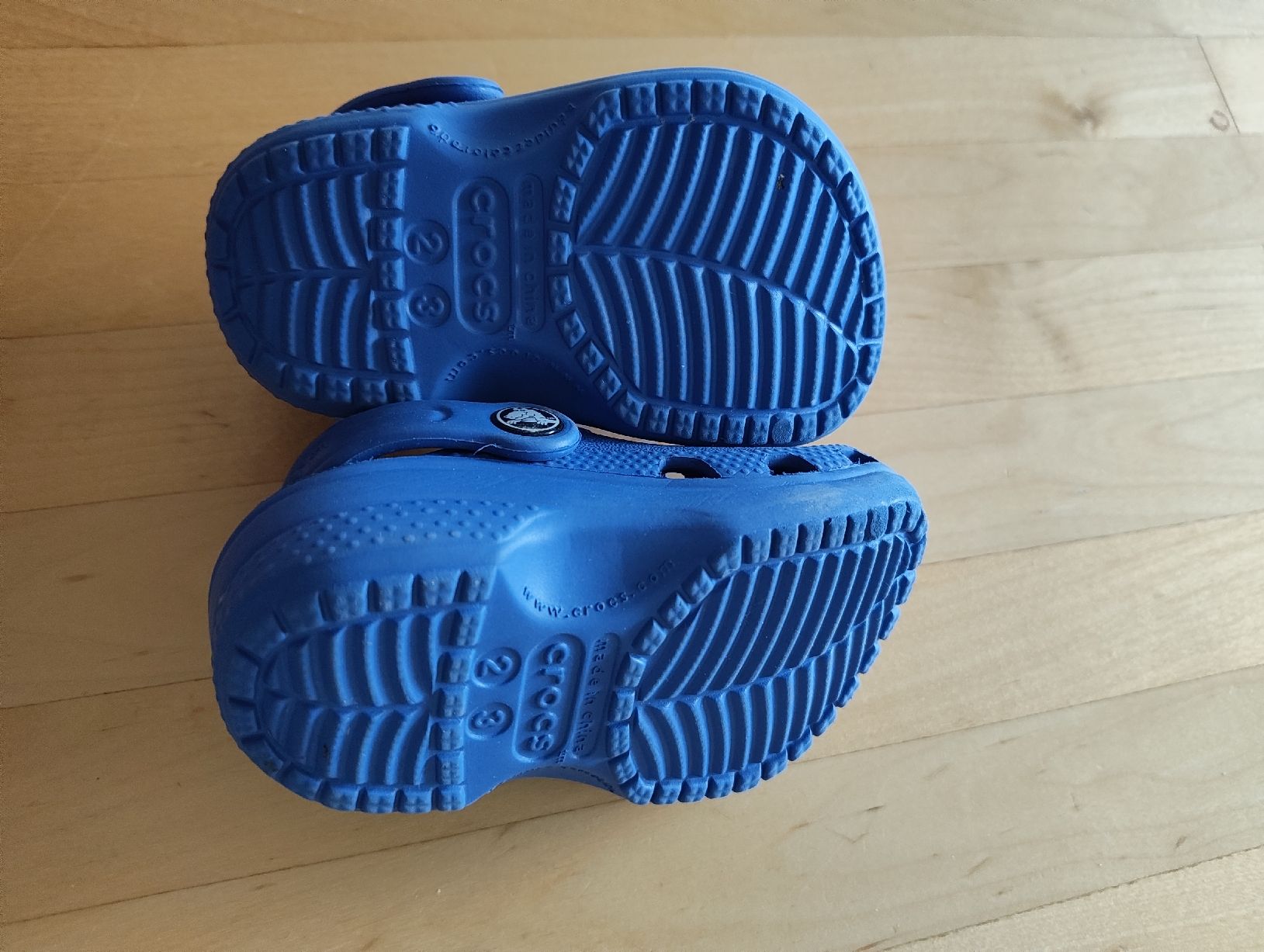 Crocs Scarpe per ragazzi: kleine Crocs Grösse 23  – Usato da Thierachern venduto da _Sunshine_._ 4