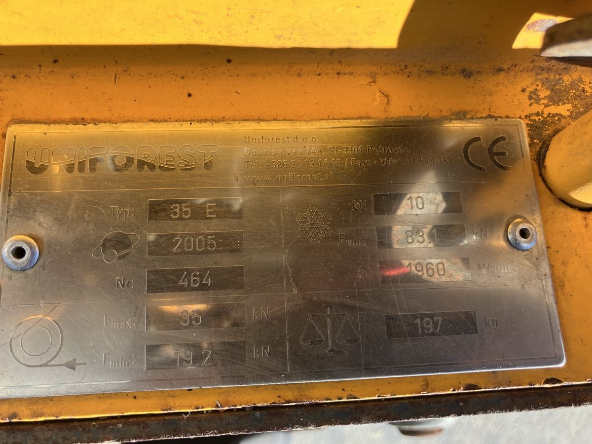Treuils forestiers & pinces de débardage: Seilwinde für Traktor  – Défectueux à Uerkheim par Dealer-4813 1