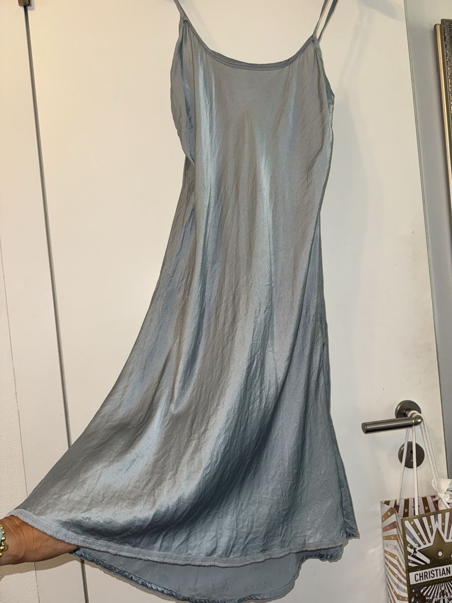 Nile Robes: Nile Seidenkleid  – D'occasion à Obfelden par cesarina10