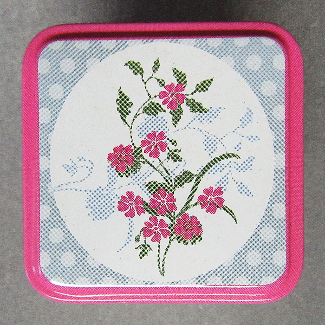 Sonstige Dekorationen & Accessoires: 2 kleine Blechdöslein - mit Blumen- und Marienkäfermotiv – Gebraucht aus Auenstein von Padabimbim 2