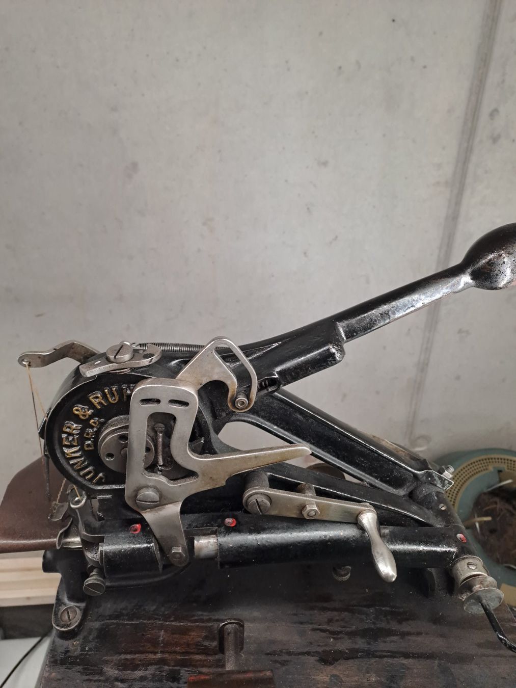 Macchine da cucire: Nähmaschine /Junker +Ruh – Usato da Bichwil venduto da Zeitlos48 1