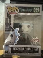 Funko Pop! Rick and Morty 959 - Rick Cappello Imbuto