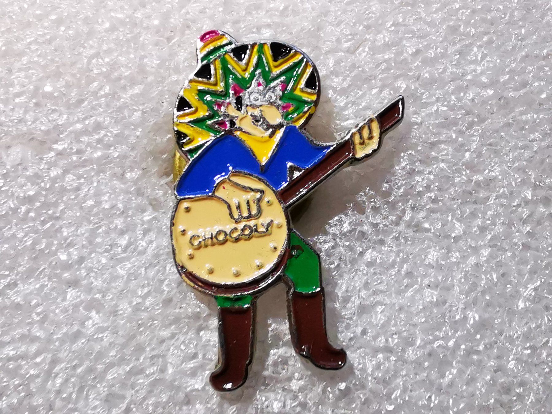 Placchette & Badge: Ansteckpin 32: Chocoly – Usato da Oppligen venduto da Pin-Fall-Shop
