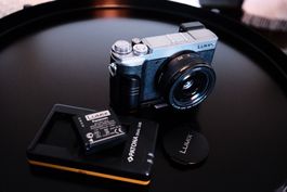 Panasonic Lumix GX9 + Lumix 20mm f/1.7 ASPH + Accessories