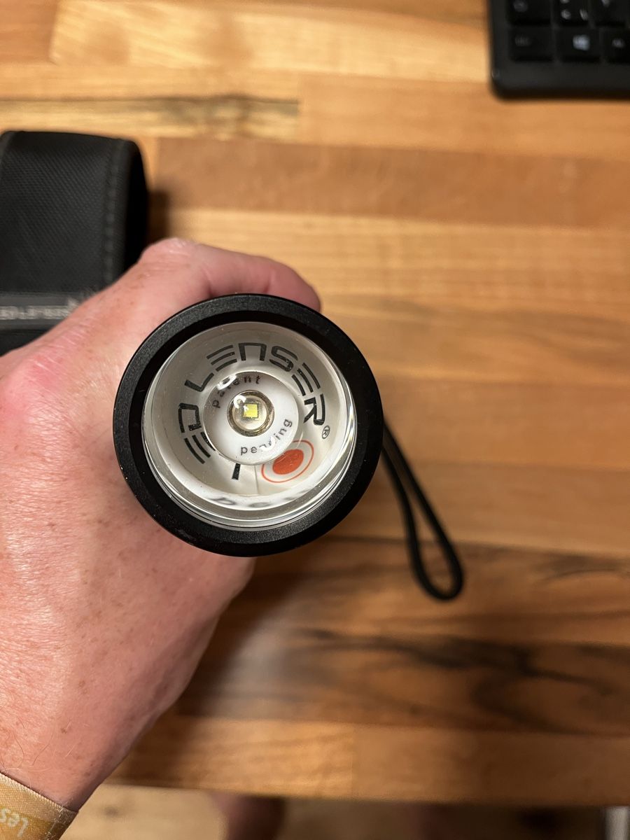 Ledlenser Lampade: Lampe de poche Led Lanser P14 – Usato da Yverdon-les-Bains venduto da Fdurussel 2
