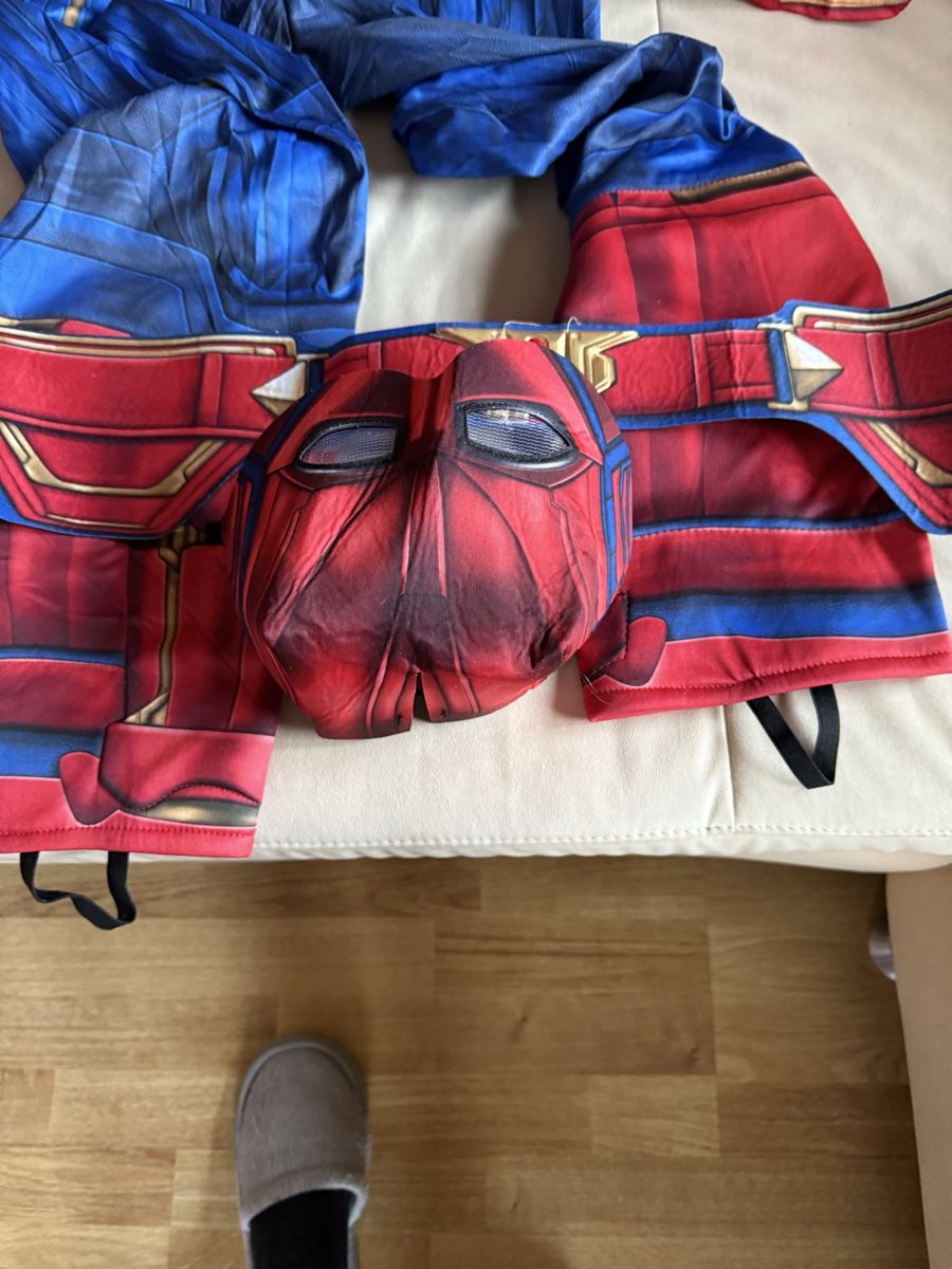 Costumi: Fasnacht Kostüm Captain Marvel – Usato da Braunwald venduto da Noveredo 3