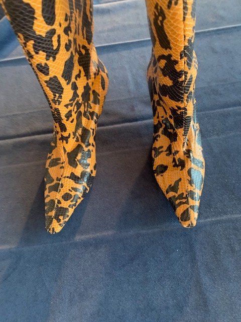 Mango Scarpe da donna: MANGO / Stiefel Animal Print / Gr. 38 – Nuovo (secondo la descrizione) da Zürich venduto da gonthemove 2