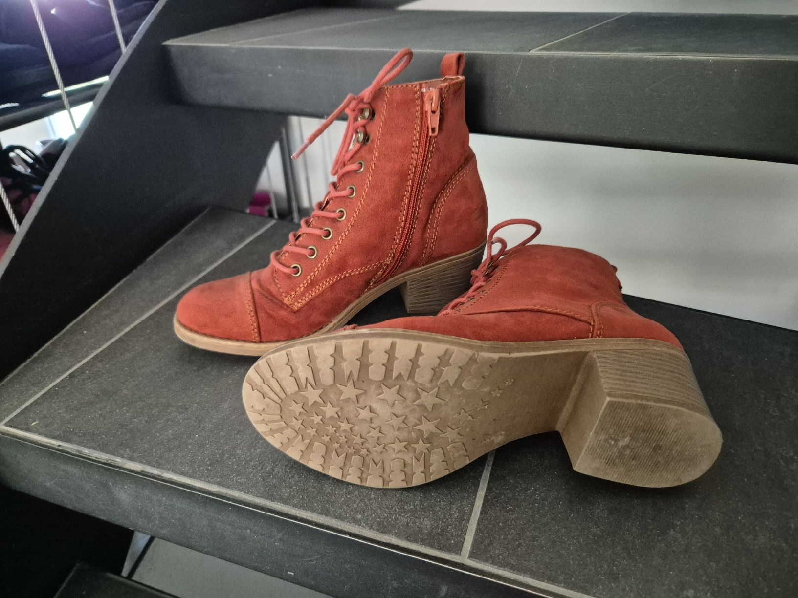 Scarpe da donna: Schuhe 37 – Usato da Würenlingen venduto da kuh33 2