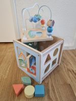 Aktivitätswürfel aus Holz für Babys / Kinder