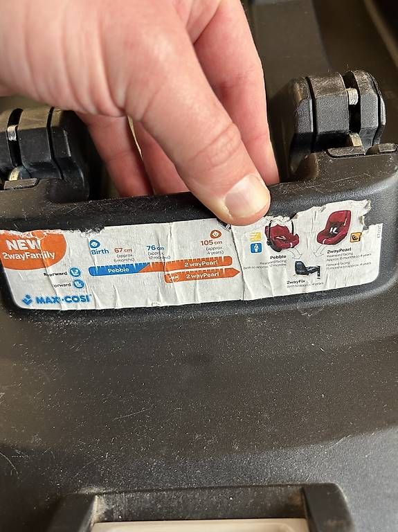Auto-Kindersitze: Base Isofix 2wayFix – Gebraucht aus Vuisternens-devant-Romont von cle_xyq6 1