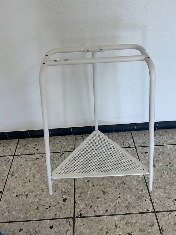 Altri mobili: Tischbeine weiss IKEA 2Stk – Usato da Riehen venduto da Bifarella