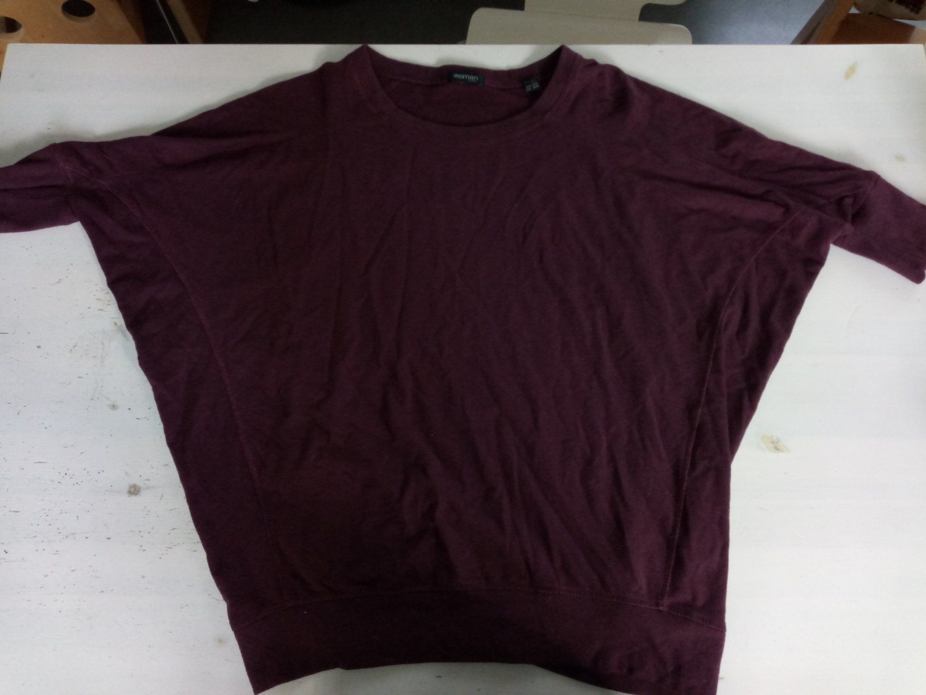 Pulls & Sweat-shirts: Tchibo Flügelpullover Grösse 36/38 Lila – D'occasion à Beckenried par Havacola 1
