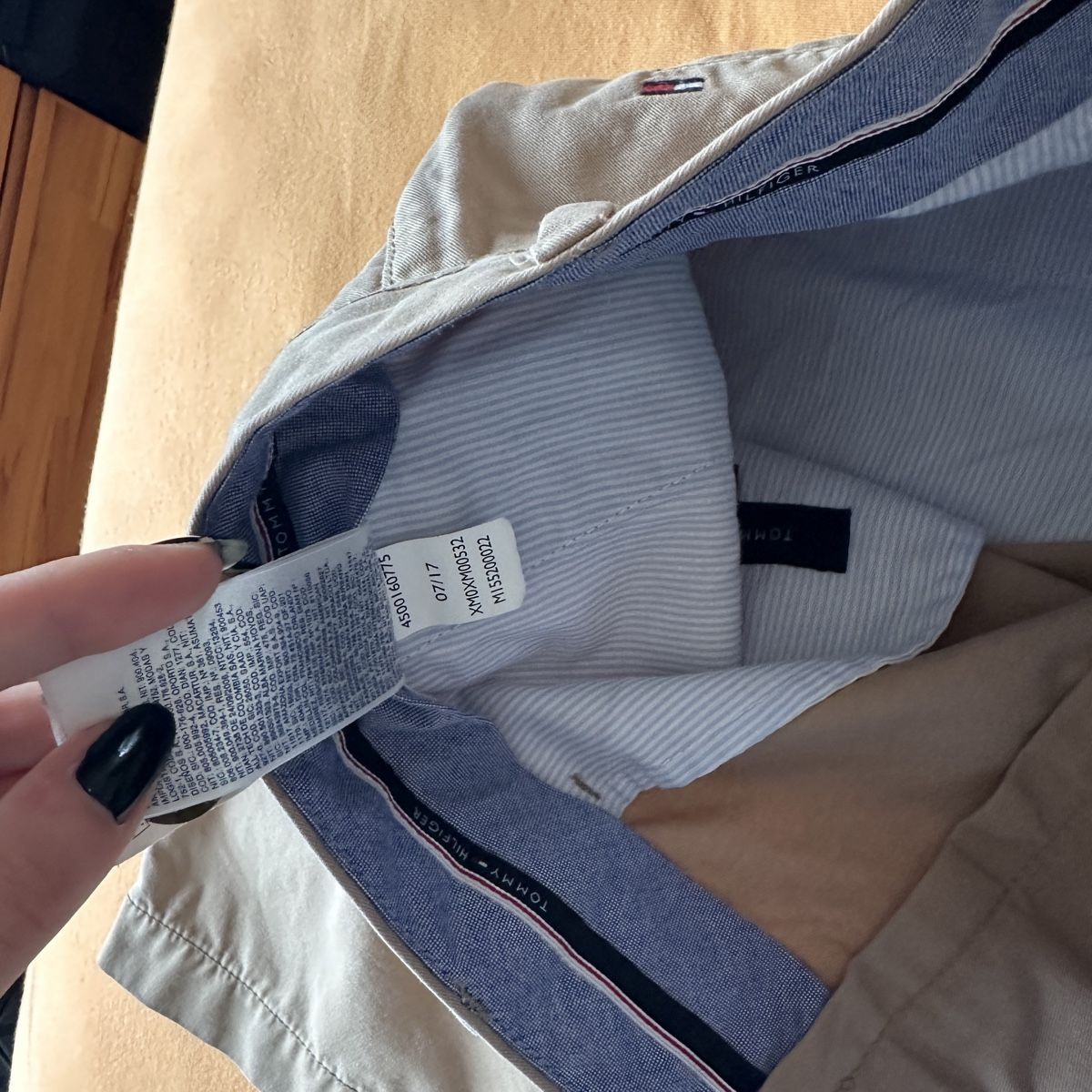 Tommy Hilfiger Hosen: Tommy Hilfiger Shorts – Neu (gemäss Beschreibung) aus Wallisellen von Last_Chance_Sale 2