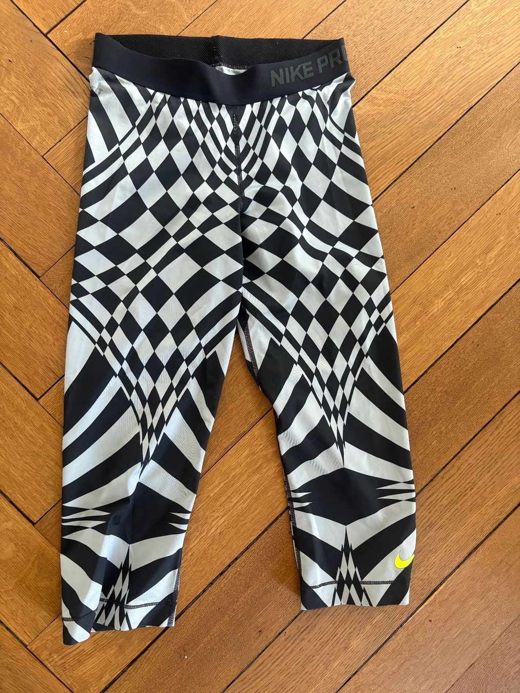 Nike Leggings: Laufhose NIKE PRO Gr. S – Usato da Zürich venduto da triangular