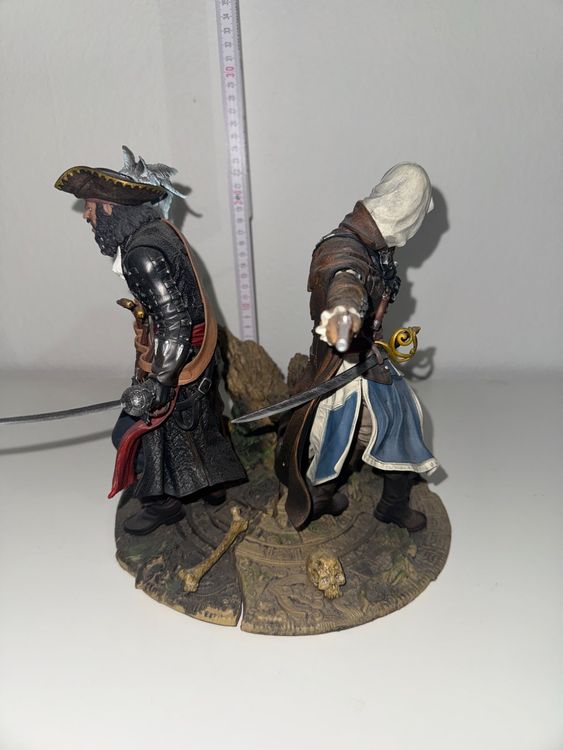Figure AC IV Black Flag - Edward Kenway & Blackbeard Set 2