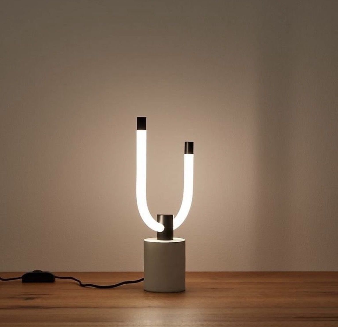 Lampade: URANO Tischleuchte – Nuovo (secondo la descrizione) da Wichtrach venduto da jan_2l29