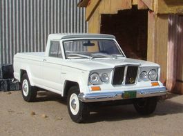 Jeep IKA Gladiator Pick Up 1962-1971 weiss   1:43 von Altaya