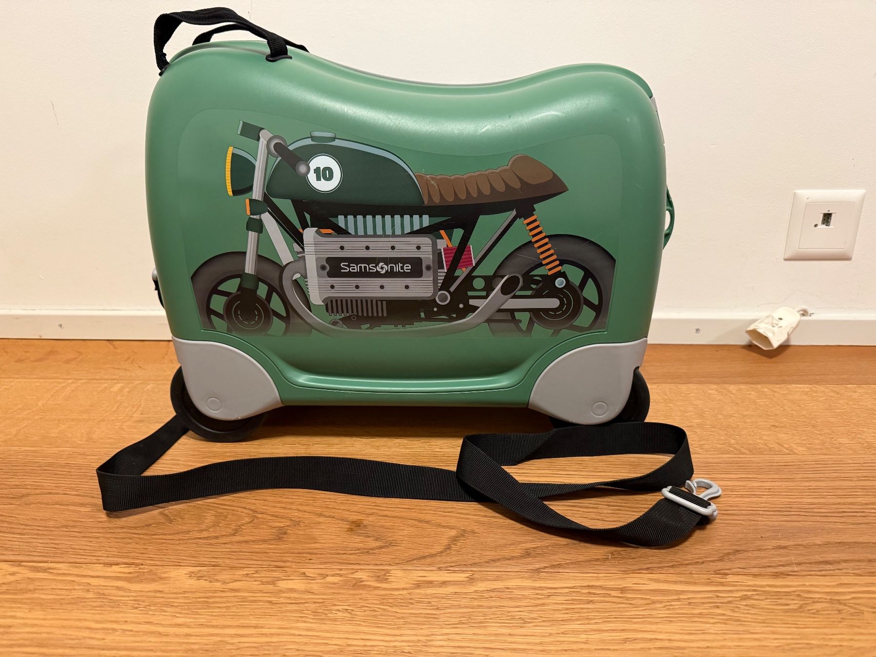 Samsonite Valises de voyage: Samsonite Kinderkoffer Motorrad – D'occasion à Pfäffikon SZ par Syndrome379