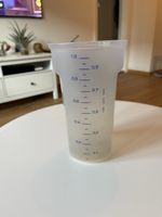 Praktischer Messbecher 1 Liter Skala transparent günstig abz