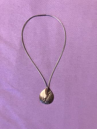 Spezielles Collier