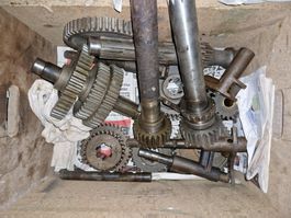 Hürlimann Oldtimer Traktor Getriebeteile Zahnräder D300/D500