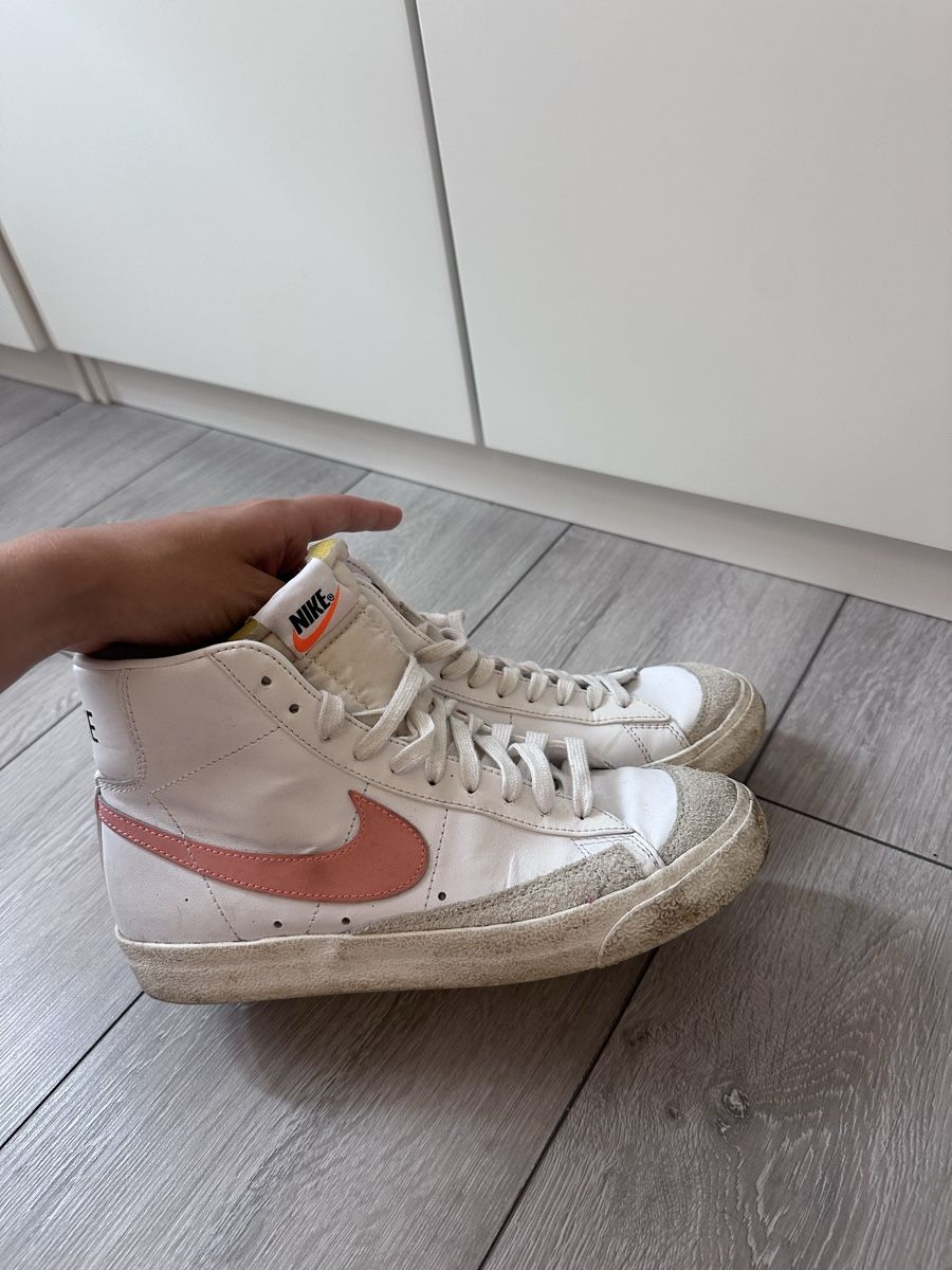 Scarpe da donna: Nike Blazer Mid Grösse 39 gebraucht – Usato da Zürich venduto da mar_5mvd 1