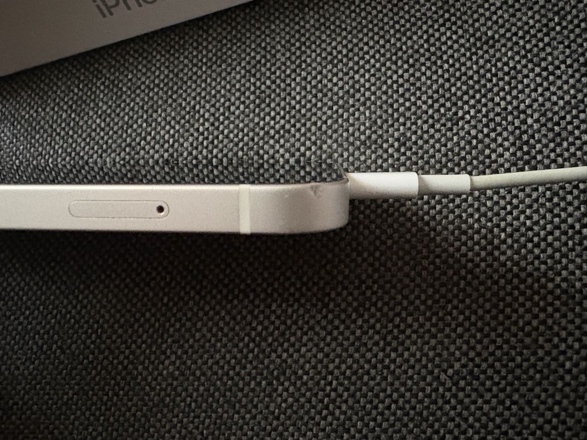 Apple Handys / Smartphones: Iphone 12 128GB – Defekt aus Küttigen von tnusntan 6