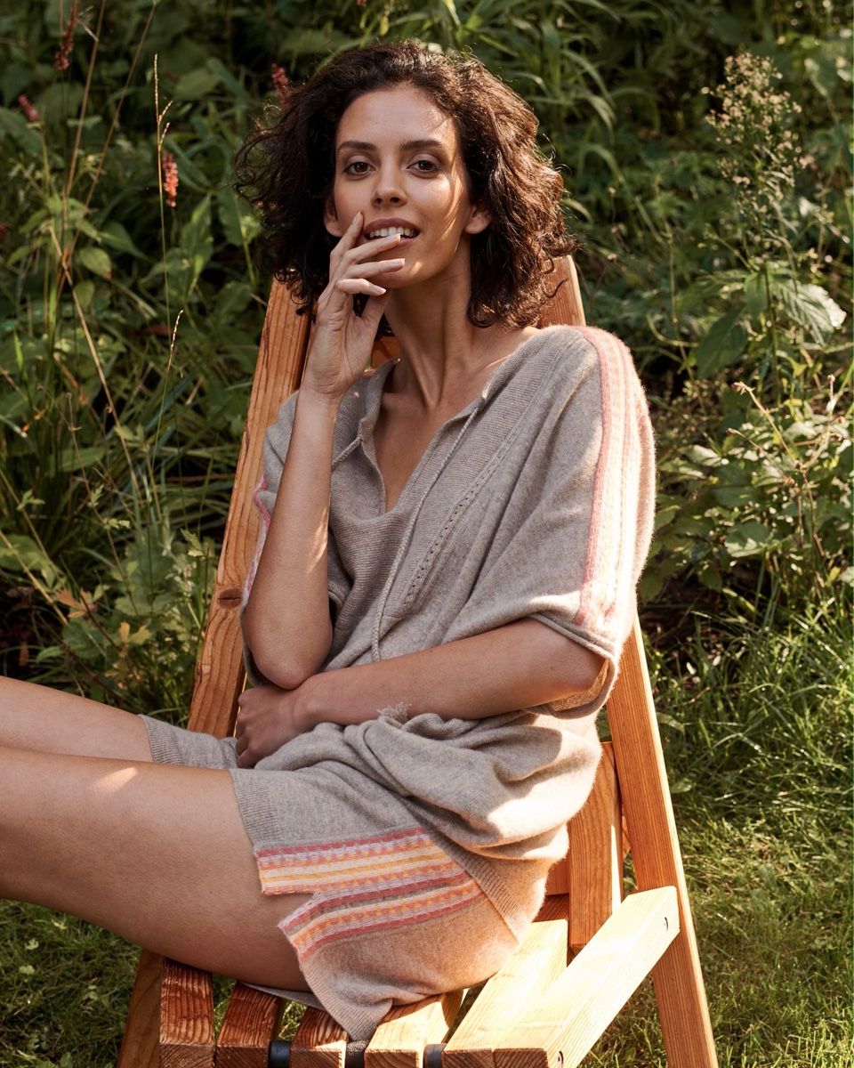 Repeat Lots de vêtements: REPEAT Luxury Kaschmir-Set- Pullover one size- Short Gr. 38 – Neuf (Voir description) à St-Sulpice VD par Nnie 1