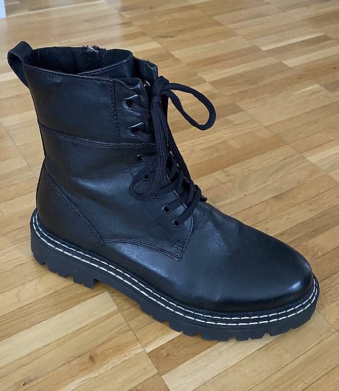 Scarpe da donna: Boots von Marco Tozzi – Usato da Niederrohrdorf venduto da yvonne13