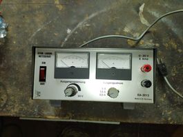 Labor Netzgeraet EA-3013 0-30V 5A guter Zustand