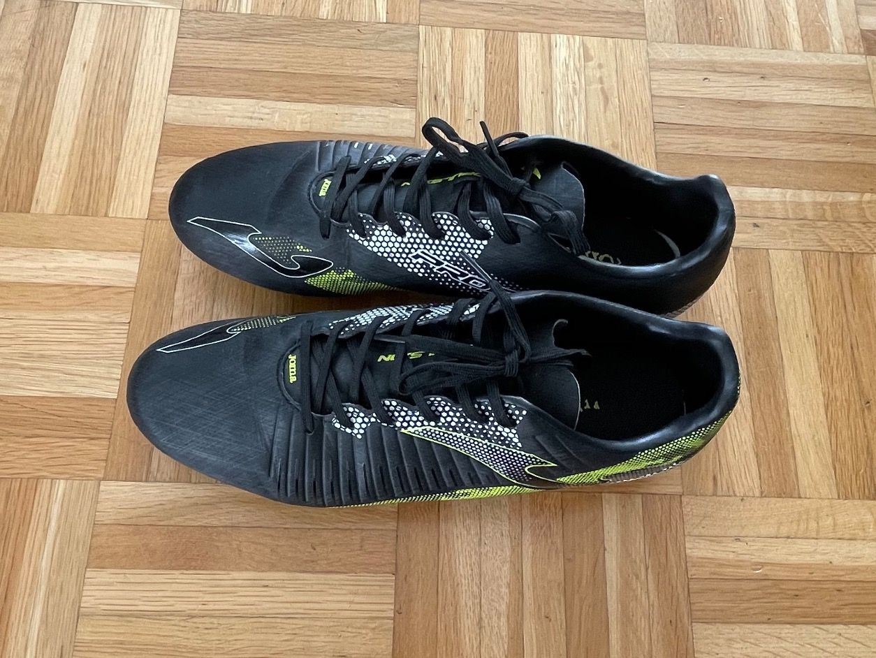 Herrenschuhe: Fussballschuhe Gr. 46 Sohlenlänge 30.5cm – Gebraucht aus Rüfenacht BE von lavok 1