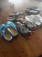 Schuh-Konvolut für den Sommer: Sandalen, Ballerinas, Top!