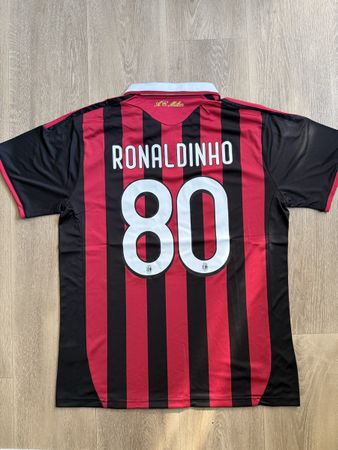 Ronaldinho #80 2009/10 XL