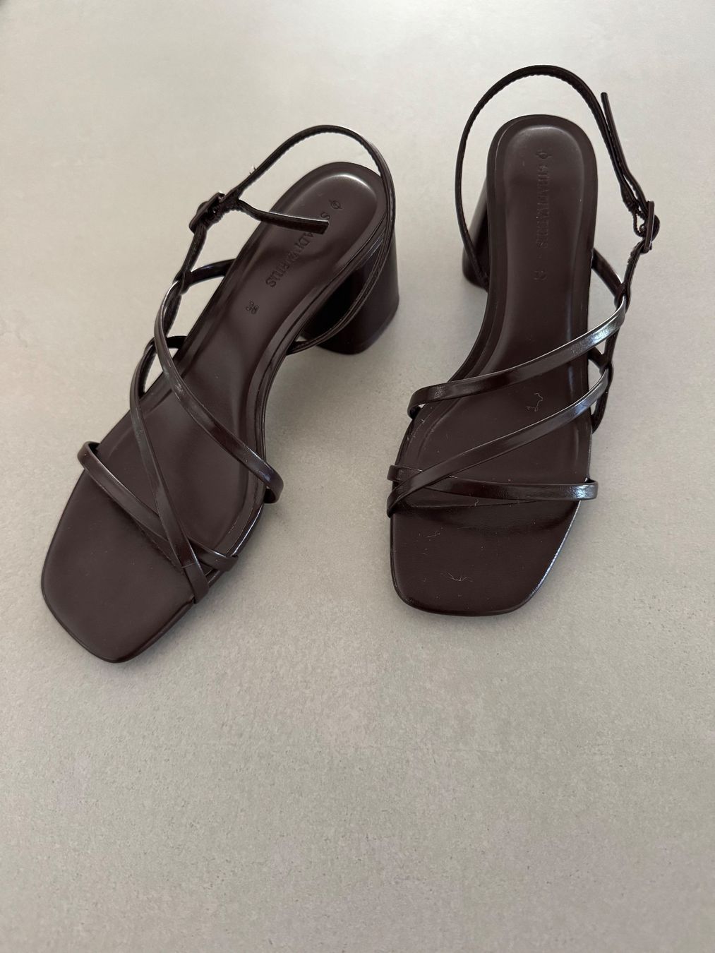 Stradivarius Damenschuhe: Riemensandalette – Gebraucht aus Bronschhofen von KathrinHollenstein 3