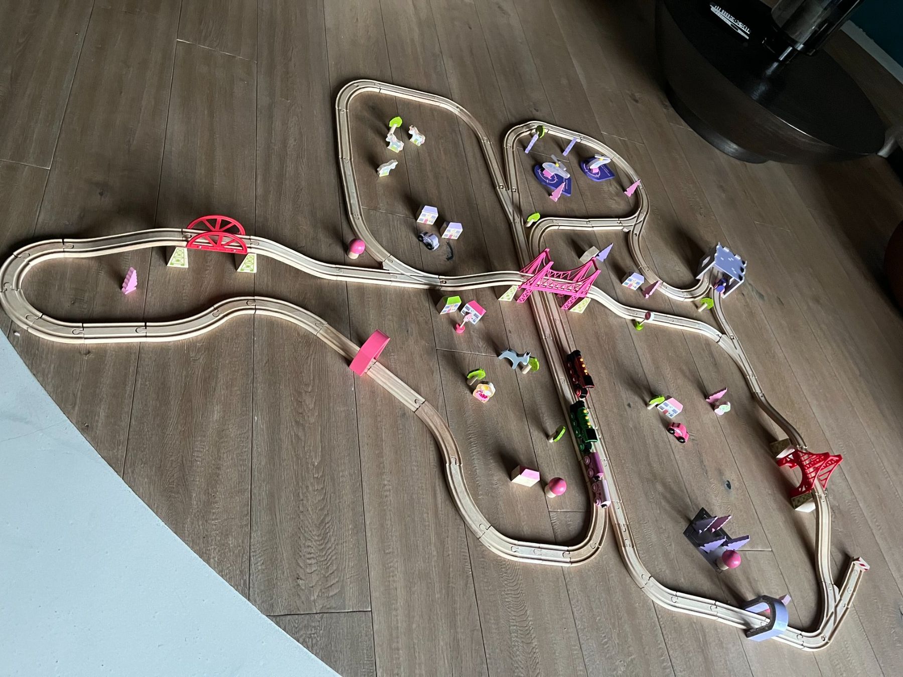 Brio Giocattoli: BRIO circuit chemin de fer env.150pcs – Usato da Onnens VD venduto da thi_6rvw 2