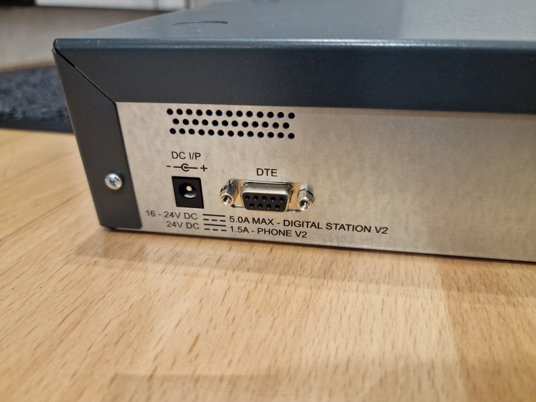 Avaya Telefoni: Avaya IP Office IP500 inkl. Module – Usato da Buchrain venduto da Sssschaller 3